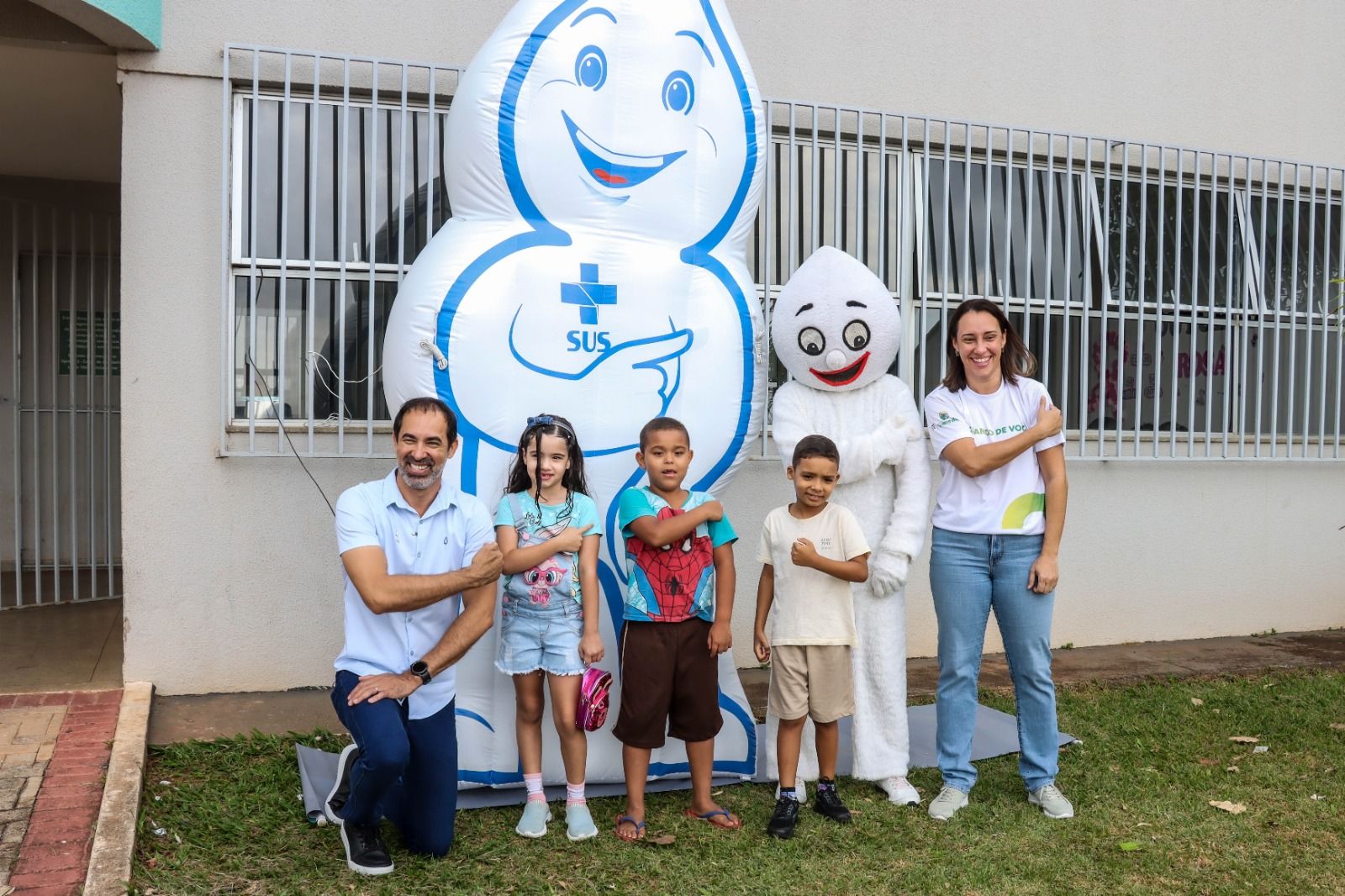 Senador Canedo realiza Dia D de Vacinação e ações do Outubro Rosa em todas as unidades de saúde<br>