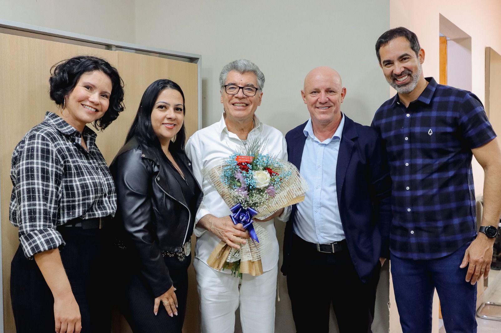 Senador Canedo recebe o projeto “De Carona com a Cultura” com Paulo Betti