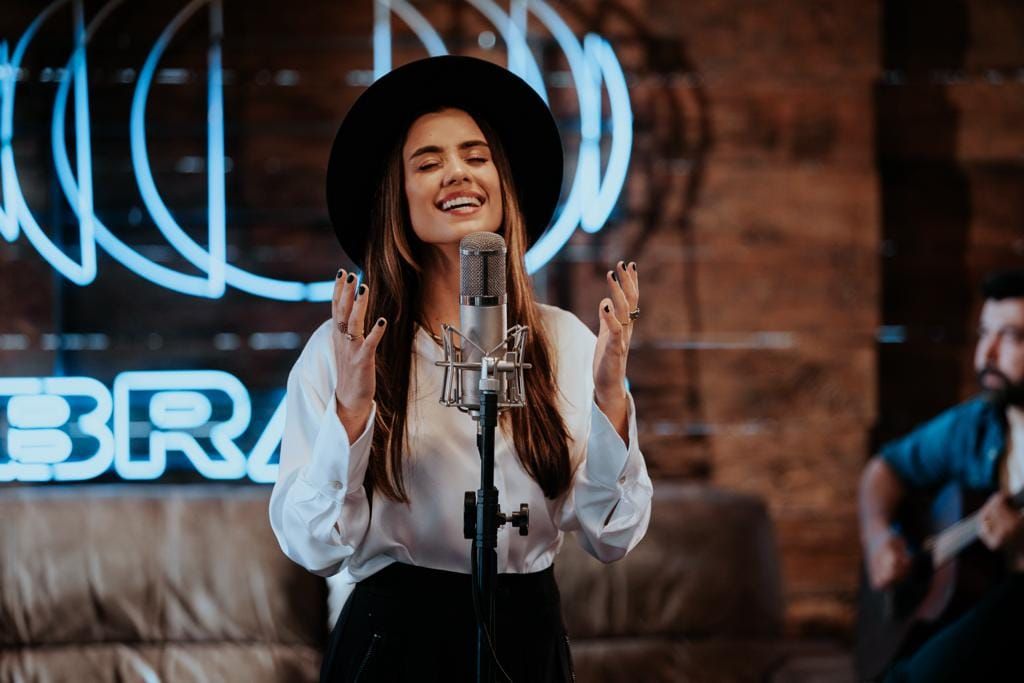 Adora Canedo 2026 terá noite de fé e música com Isadora Pompeo