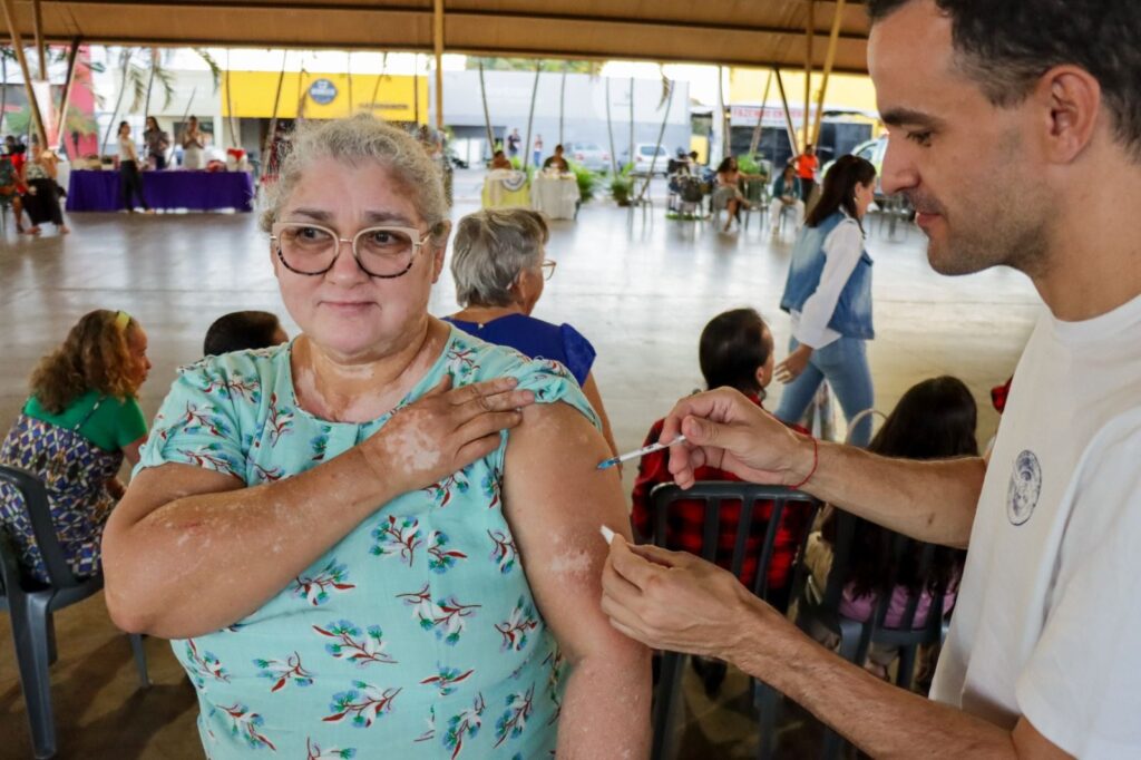 Senador Canedo inicia vacinação Pneumocócica 20 para idosos a partir de 85 anos