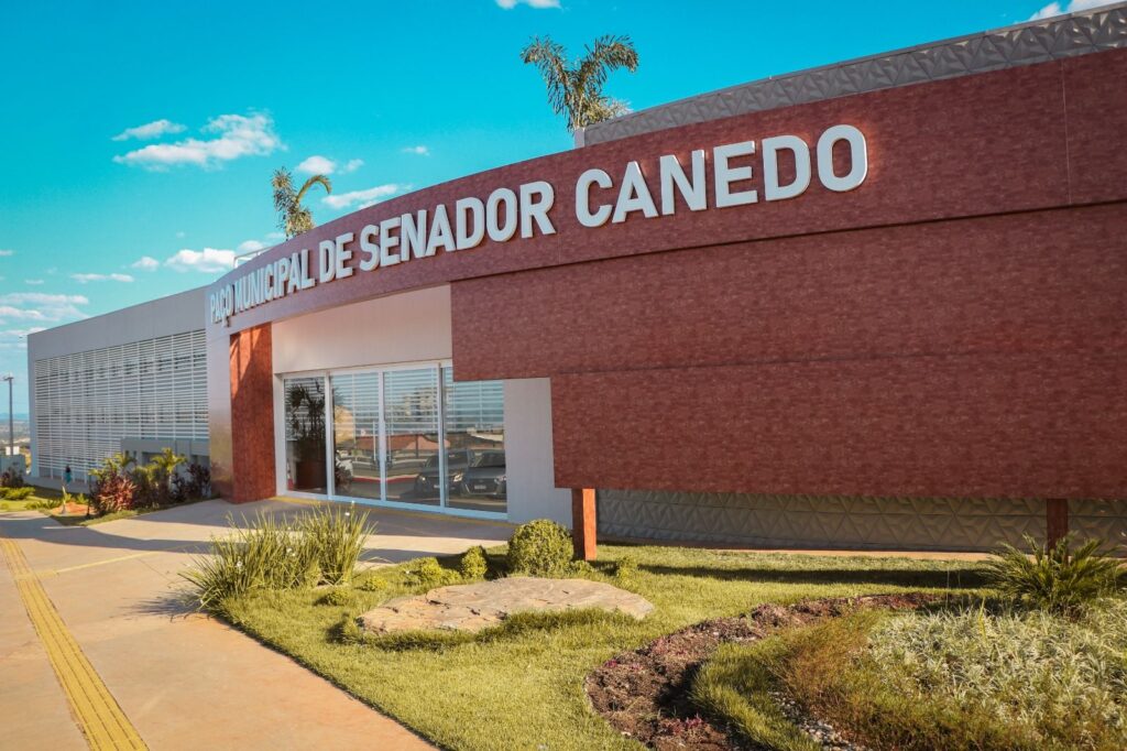 Senador Canedo tem mudanças no secretariado e novos nomes no comando de pastas