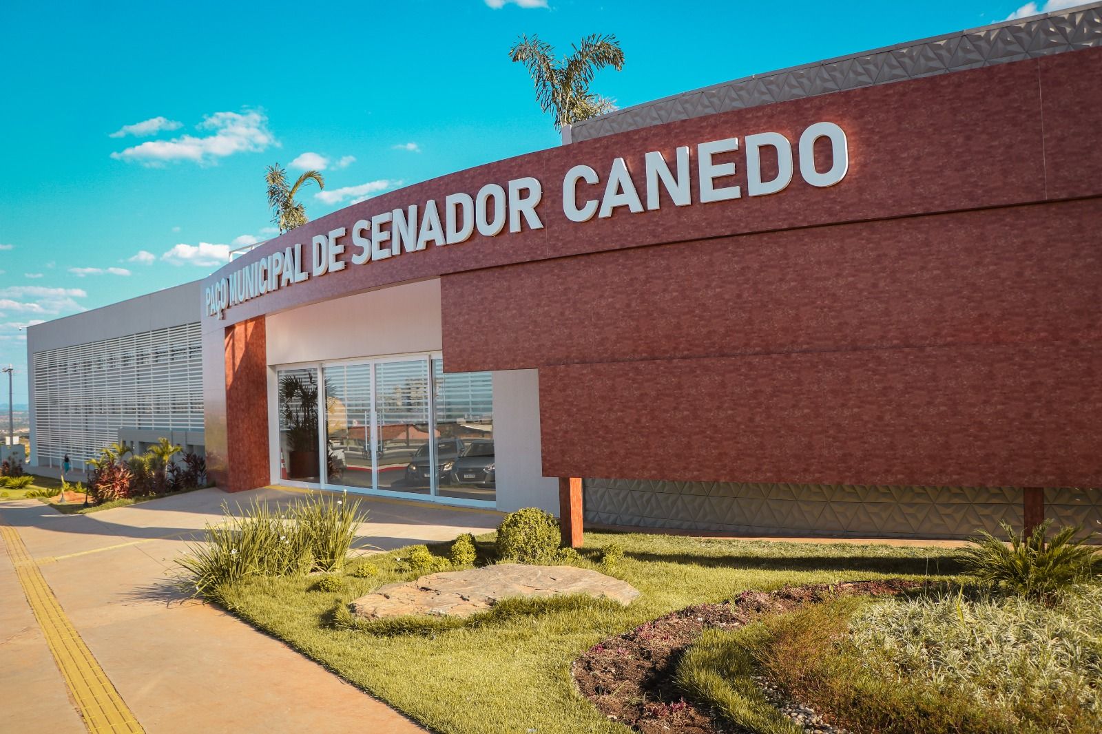 Senador Canedo tem mudanças no secretariado e novos nomes no comando de pastas
