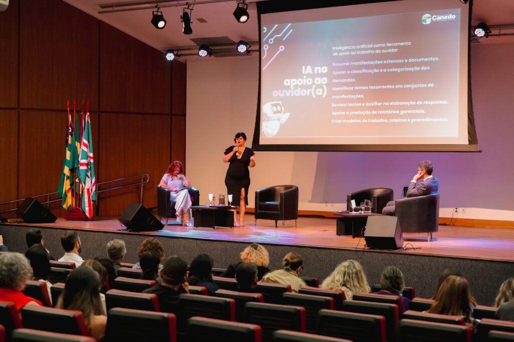 Senador Canedo apresenta iniciativas de transformação digital no X Seminário da Rede Goiana de Ouvidorias
